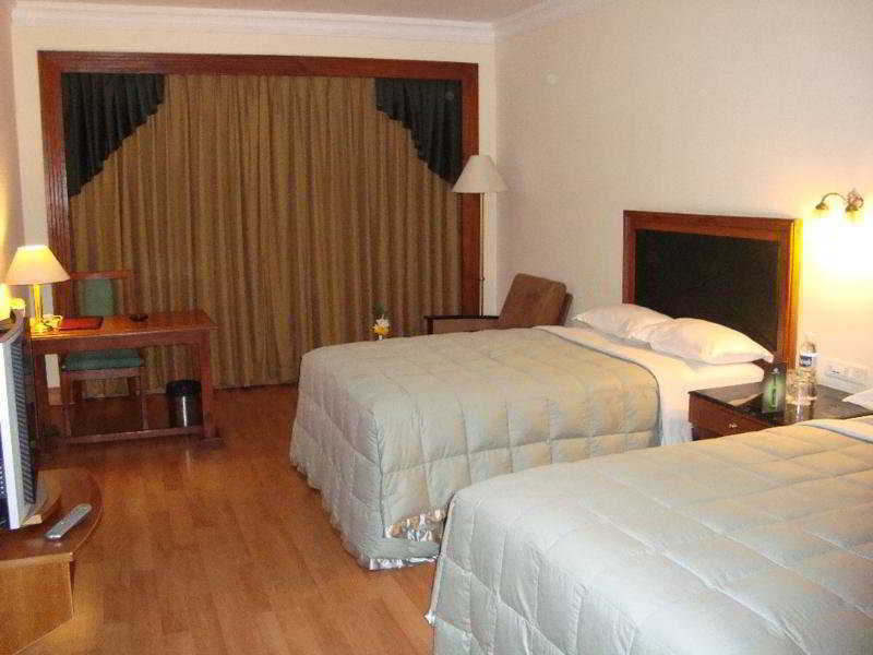 Brookside Resorts Pvt. Ltd. Poona Buitenkant foto