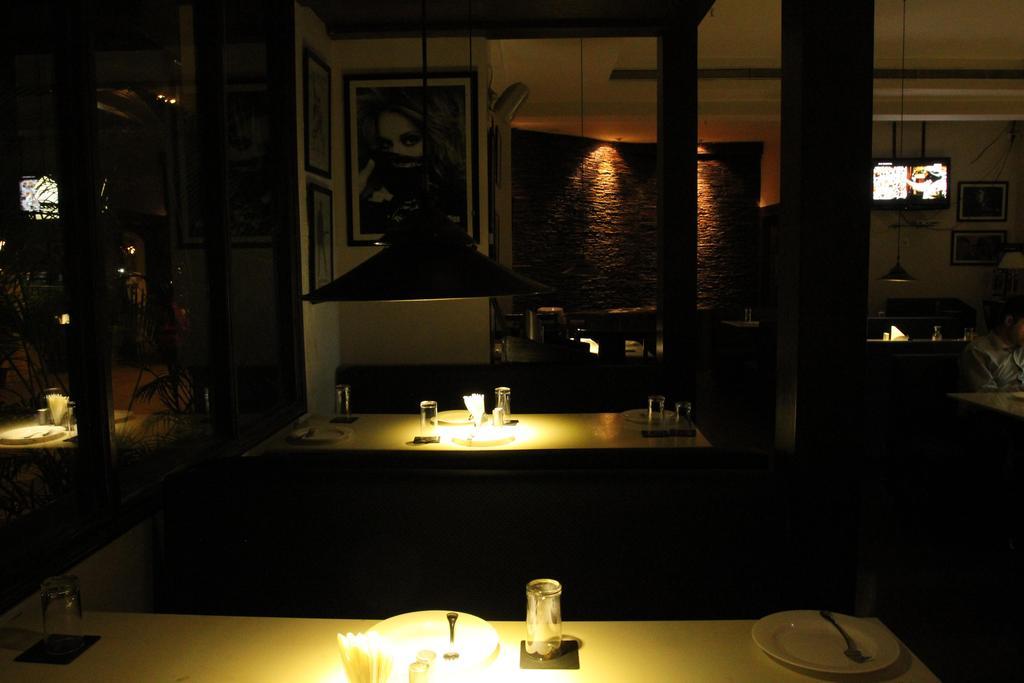 Brookside Resorts Pvt. Ltd. Poona Buitenkant foto